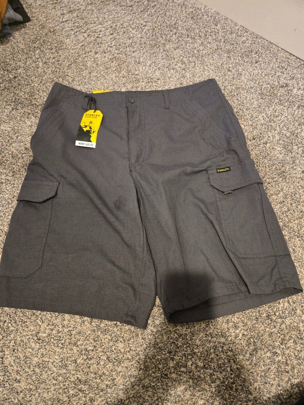 NWT Stanley Gray Cargo Shorts 36